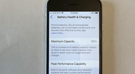 Good
													Apple iPhone SE 3rd Gen 2022 - Unlocked, Starlight, 256 GB, A2595, photo 2 of 9