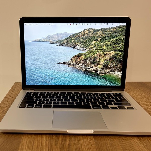 MacBook Pro 2015 (Retina) - 13 inch - 256 GB, Silver, 8 GB