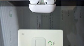 Used
													Apple AirPods 2nd Gen - Lightning Case, photo 4 of 8