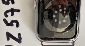 Good
													Apple Watch Series 6 44mm - Unlocked, Silver, A2294 - Cellular, Aluminum, photo 5 of 8