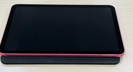 Good
													Apple iPad 11th Gen - Verizon, Pink, 128 GB, A3355, photo 4 of 7