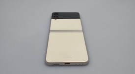 Good
													Samsung Galaxy Z Flip3 5G - T-Mobile, Cream, 128 GB, 8 GB, SM-F711U, photo 2 of 6