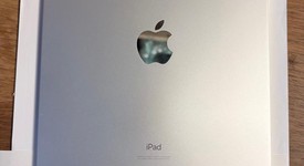 Mint
													Apple iPad Pro 11" 2nd Gen 2020 - Verizon, Silver, 128 GB, A2068, photo 3 of 18