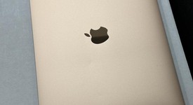 Good
													MacBook Air 2020 - 13" - I3, Gold, 256 GB, 8 GB, photo 3 of 10