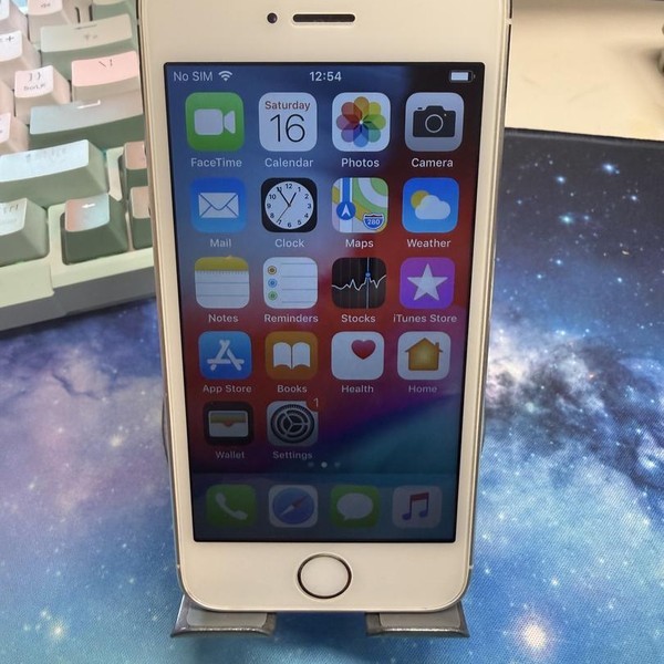 Apple iPhone 5S - Unlocked, 64 GB, Gold, A1453