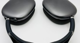 Used
													Apple AirPods Max - Gray, photo 5 of 9