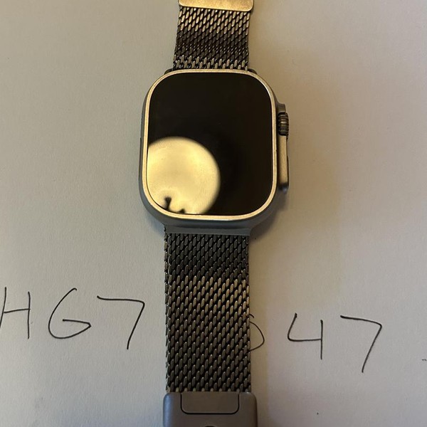 Apple Watch Ultra 2 49mm - Unlocked, Natural, A2986