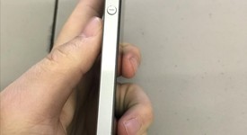 Good
													Apple iPhone SE 1st Gen 2016 - AT&T, Grey, 16 GB, A1662, photo 5 of 7