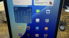 Good
													Apple iPad Air 4th Gen - Unlocked, Green, 256 GB, A2324, photo 1 of 5