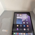 Good Apple iPad (9th Gen) - Wi-Fi, 256 GB, Silver, A2602