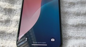 Good
													Apple iPhone 13 - Unlocked, Green, 128 GB, A2482, photo 1 of 10