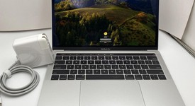 Fair
													MacBook Pro 2019 - 13" - I5, Silver, 256 GB, 8 GB, photo 1 of 15