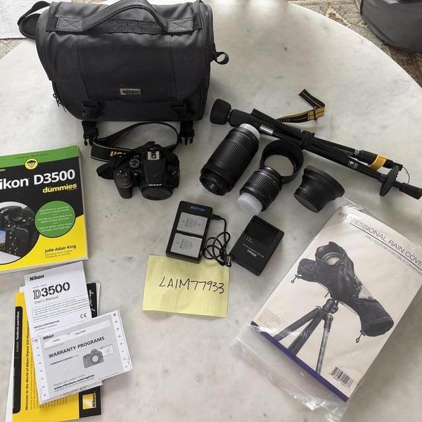 Nikon D3500