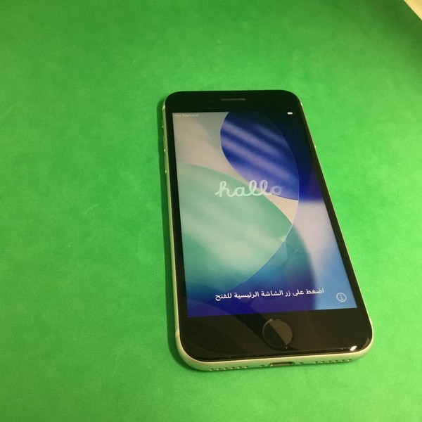 Apple iPhone SE 2nd Gen 2020 - Unlocked, 256 GB, White, A2275