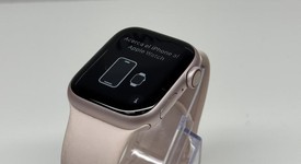 Good
													Apple Watch Series 9 41mm - Unlocked, Silver, A2982 - Cellular, Aluminum, photo 1 of 6