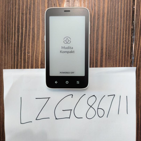 Mudita Kompakt - White