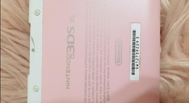 Fair
													Nintendo 3DS XL - White & Pink, 1 GB, photo 2 of 12