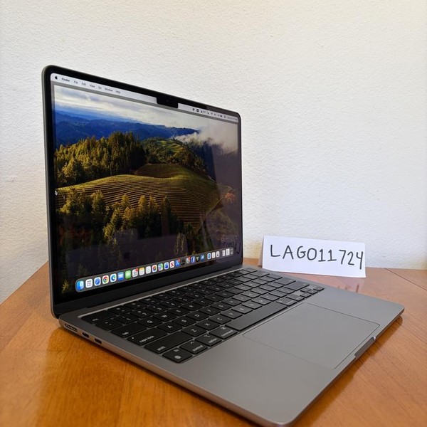 MacBook Air 2024 (M3) - 13 inch - 256 GB, Gray, 16 GB, Apple M3, 8-core GPU