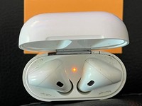 Apple AirPods 2nd Gen