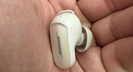 Used
													Bose QuietComfort Earbuds II - Soapstone, photo 5 of 6