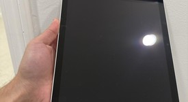 Mint
													Apple iPad 10th Gen - Unlocked, Silver, 64 GB, A2757, photo 2 of 9