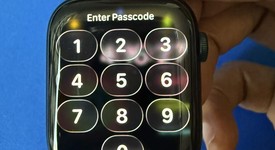 Mint
													Apple Watch Series 9 45mm - Unlocked, Midnight, A2984 - Cellular, Aluminum, photo 4 of 13