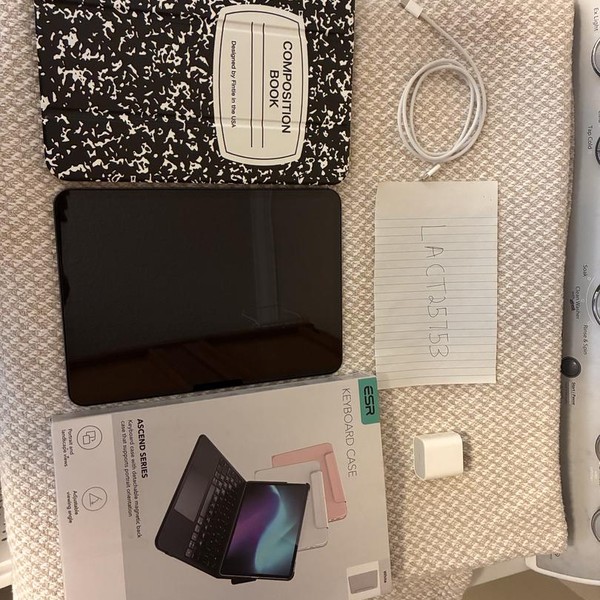 Apple iPad Pro 11 inch (M5) 2025 - Wi-Fi, 256 GB, Space Black, Apple M5 9-Core, A3357, Standard Glass