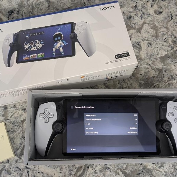 PlayStation Portal Remote Player - White