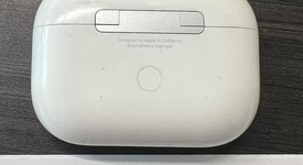 Used
													Apple AirPods Pro - Wireless Case, photo 4 of 4