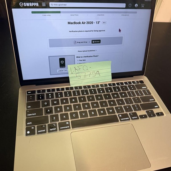 MacBook Air 2020 - 13 inch - 256 GB, Silver, 16 GB, Apple M1