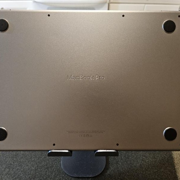 MacBook Pro 2021 - 14 inch - Apple M1 Pro 8-core, Gray, 512 GB, 16 GB