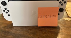 Good
													Nintendo Switch - OLED - White, 64 GB, photo 3 of 5