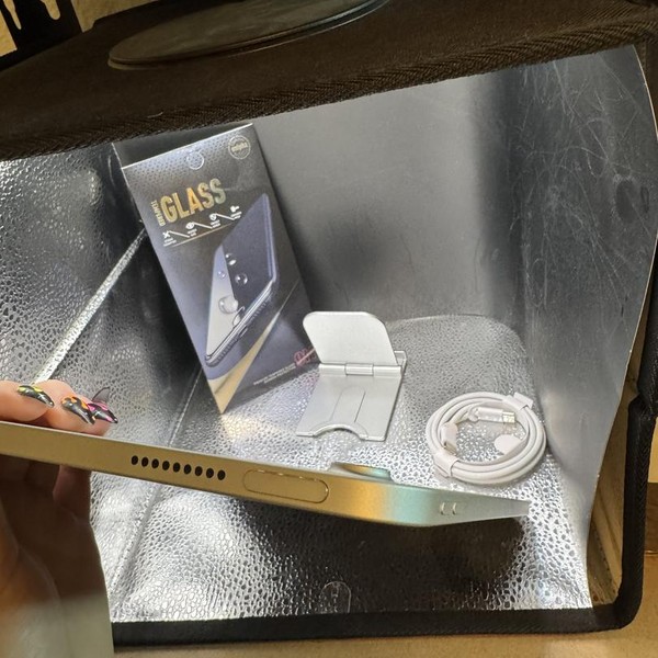 Apple iPad 11th Gen - Wi-Fi, 128 GB, Silver, A3354