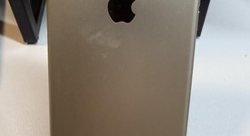 Good
													Apple iPhone 6 Plus - Unlocked, Gold, 64 GB, A1522, photo 5 of 8