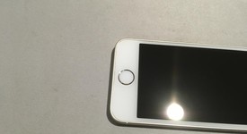 Fair
													Apple iPhone SE 1st Gen 2016 - Unlocked, Gold, 64 GB, A1723, photo 3 of 12