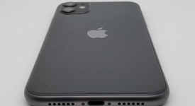 Fair
													Apple iPhone 11 - Metro by T-Mobile, Black, 64 GB, A2111, photo 5 of 8