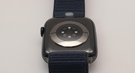 Good
													Apple Watch Series 9 45mm - Unlocked, Midnight, A2984 - Cellular, Aluminum, photo 3 of 5