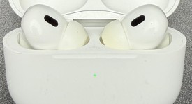 Used
													Apple AirPods Pro 2 - Lightning, photo 1 of 6
