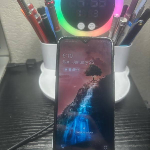 Samsung Galaxy A01 - Cricket, Black, 16 GB, 2 GB, SM-A015U