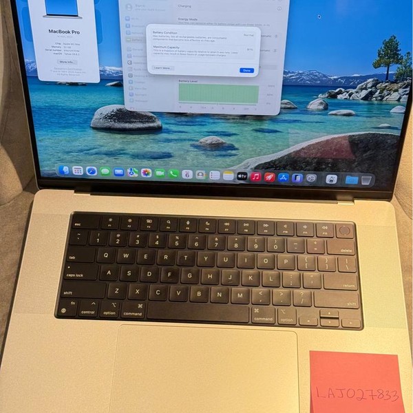 MacBook Pro 2023 - 16 inch - 1 TB, Silver, 32 GB, Apple M2 Max