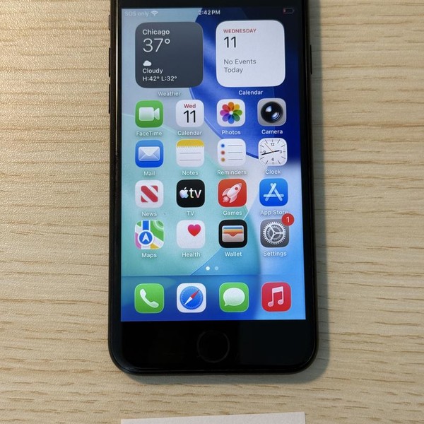 Apple iPhone SE 3rd Gen 2022 - Unlocked, 64 GB, Midnight, A2595