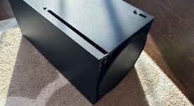 Good
													Xbox Series X (2020) - Black, 1 TB, standard, photo 3 of 9