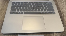 Good
													Microsoft Surface Laptop Studio 2 - I7, Platinum, 512 GB, 16 GB, photo 3 of 9