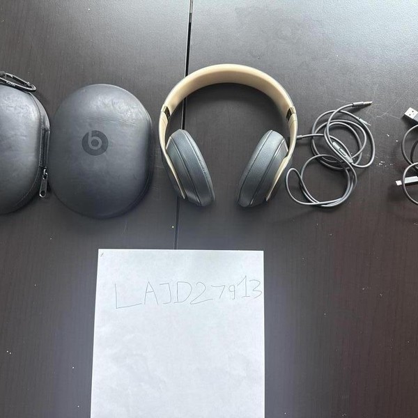 Beats Studio3 - Gray
