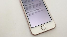 Good
													Apple iPhone SE 1st Gen 2016 - Sprint, Rose Gold, 16 GB, A1723, photo 3 of 12