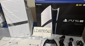 Mint
													PlayStation 5 Pro (2024) - White, 2 TB, photo 2 of 8