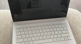 Good
													Microsoft Surface Book 2 13.5" - I7, 256 GB, 8 GB, photo 4 of 12