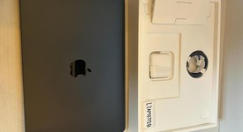 Mint
													MacBook Air 2022 - 13" - Apple M2, Midnight, 256 GB, 16 GB, photo 4 of 10