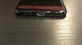 Fair
													LG V30 - Sprint, Black, 128 GB, LS998U, Plus, photo 2 of 6