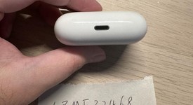 Used
													Apple AirPods Pro - Wireless Case, photo 5 of 5